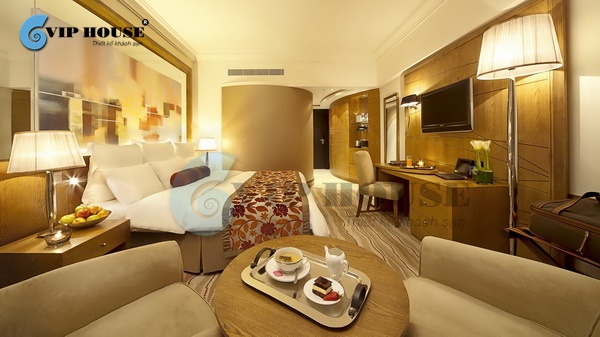 Mẫu phòng khách sạn 3 sao ưu tiên sử dụng ánh sáng vàng khiến mọi thứ trở nên lung linh, hấp dẫn hơn.